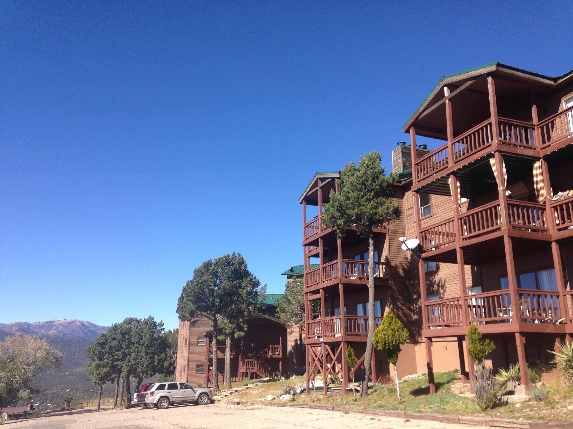 Aparthotel Tiara Del Sol Ruidoso Esterno foto